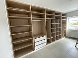 Dressing sans les portes &agrave;  Jambes - Les dressings et espaces de rangement Cr&eacute;a-M