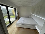 T&ecirc;te de lit + lit  &agrave; Walcourt  - Mobilier contemporain sign&eacute; Cr&eacute;a-M